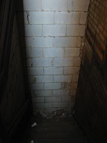 Spiral staircase bottom